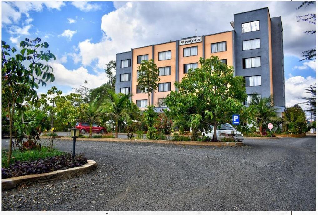 Peaks Hotel Nanyuki Eksteriør bilde